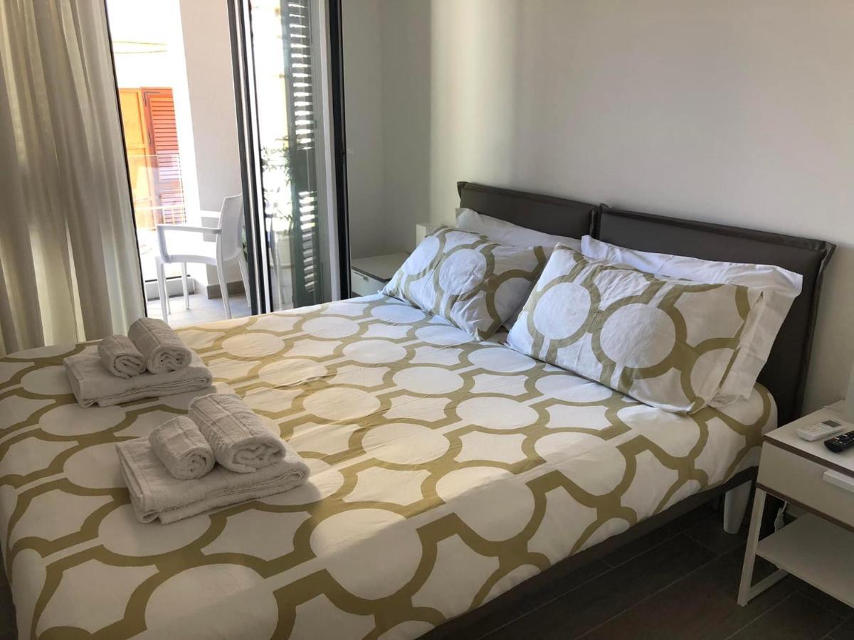 Farau B&B Messina Buitenkant foto