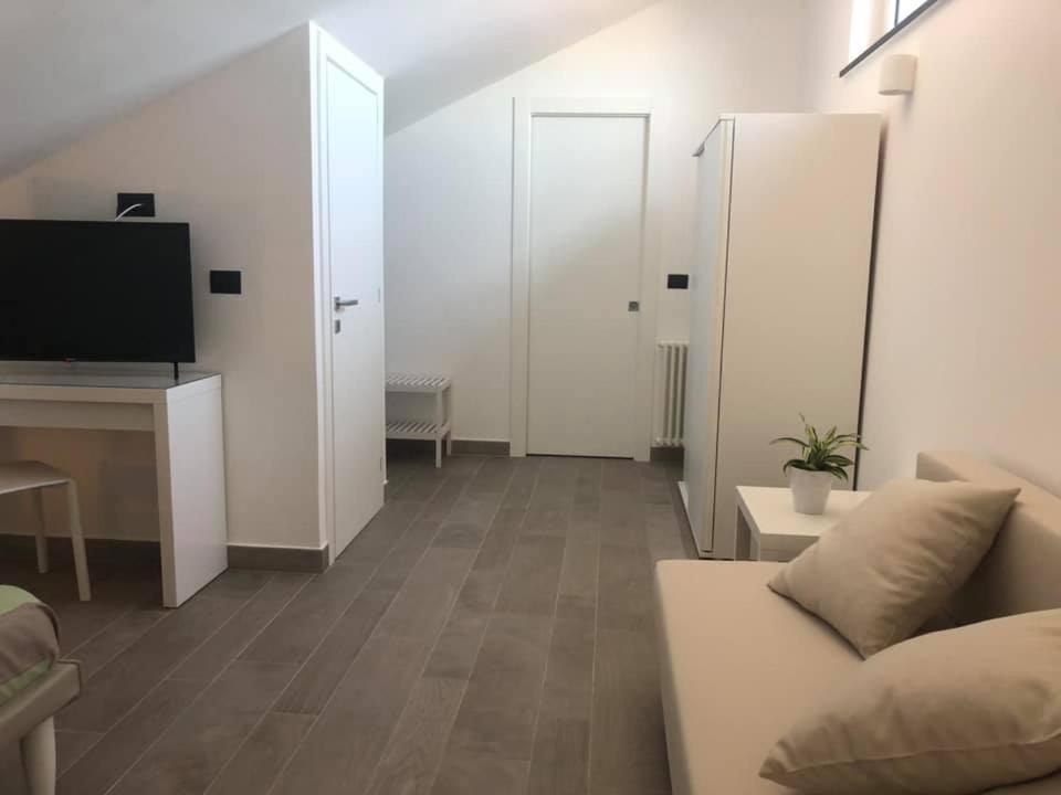 Farau B&B Messina Buitenkant foto