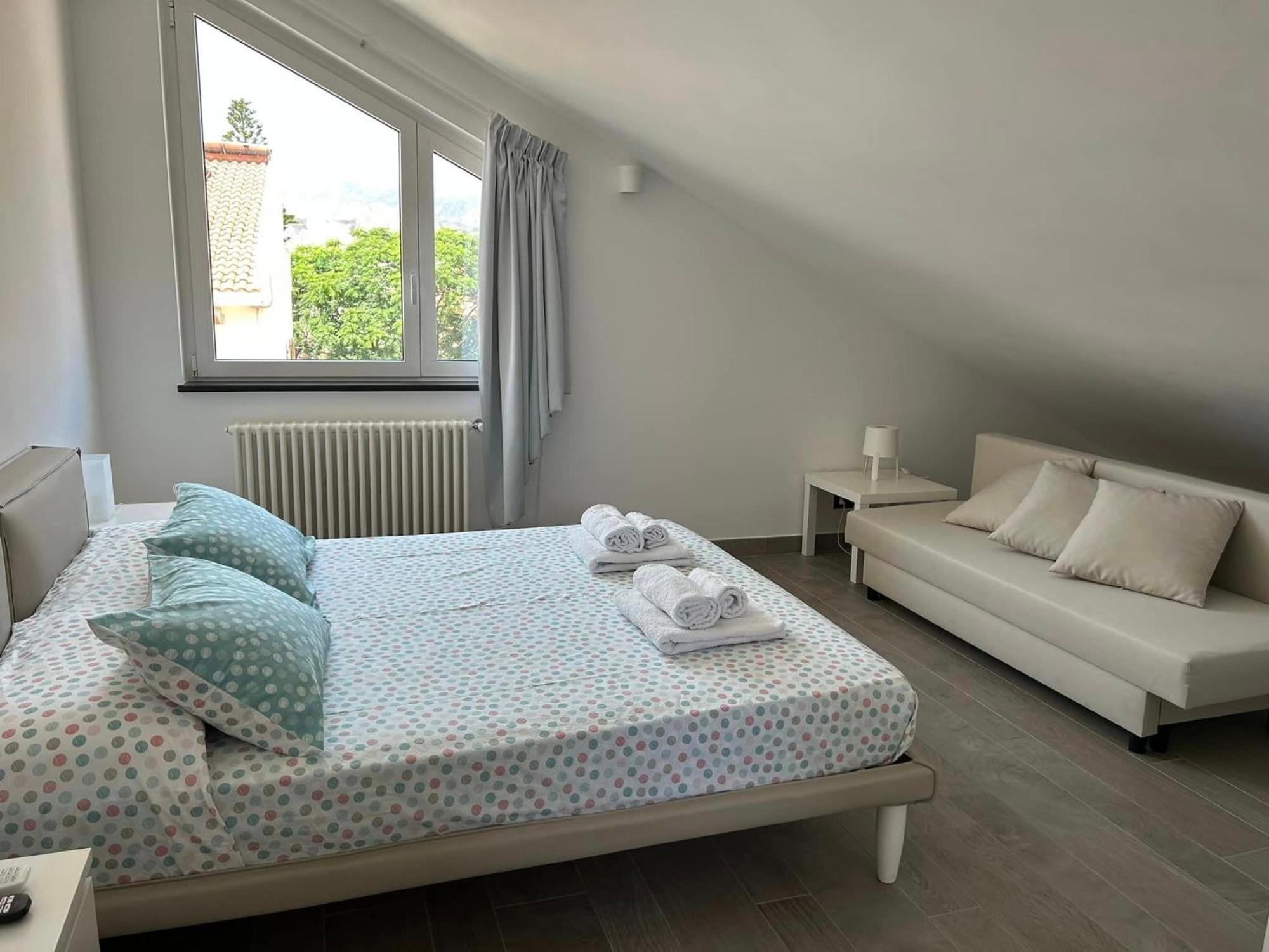 Farau B&B Messina Buitenkant foto