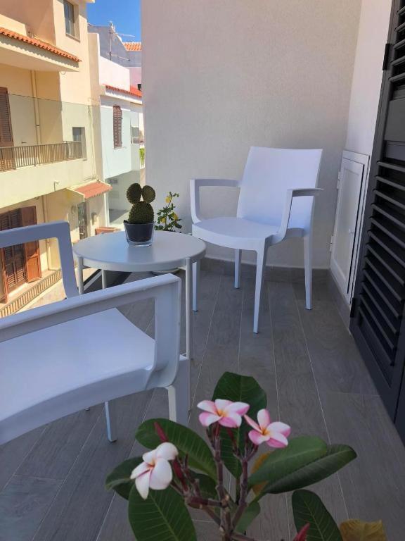 Farau B&B Messina Buitenkant foto